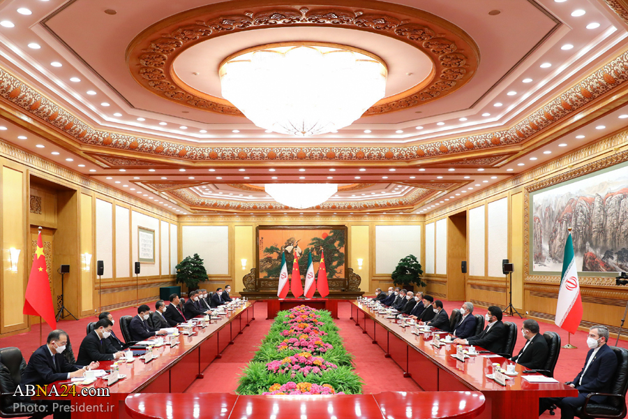 中国国家主席习近平同伊朗总统莱希举行会谈