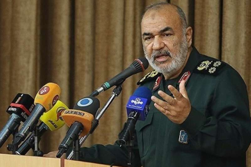 قائد الحرس الثوري: الاحتفال بانتصار الثورة الاسلامية في ايران يزداد عاما بعد عام