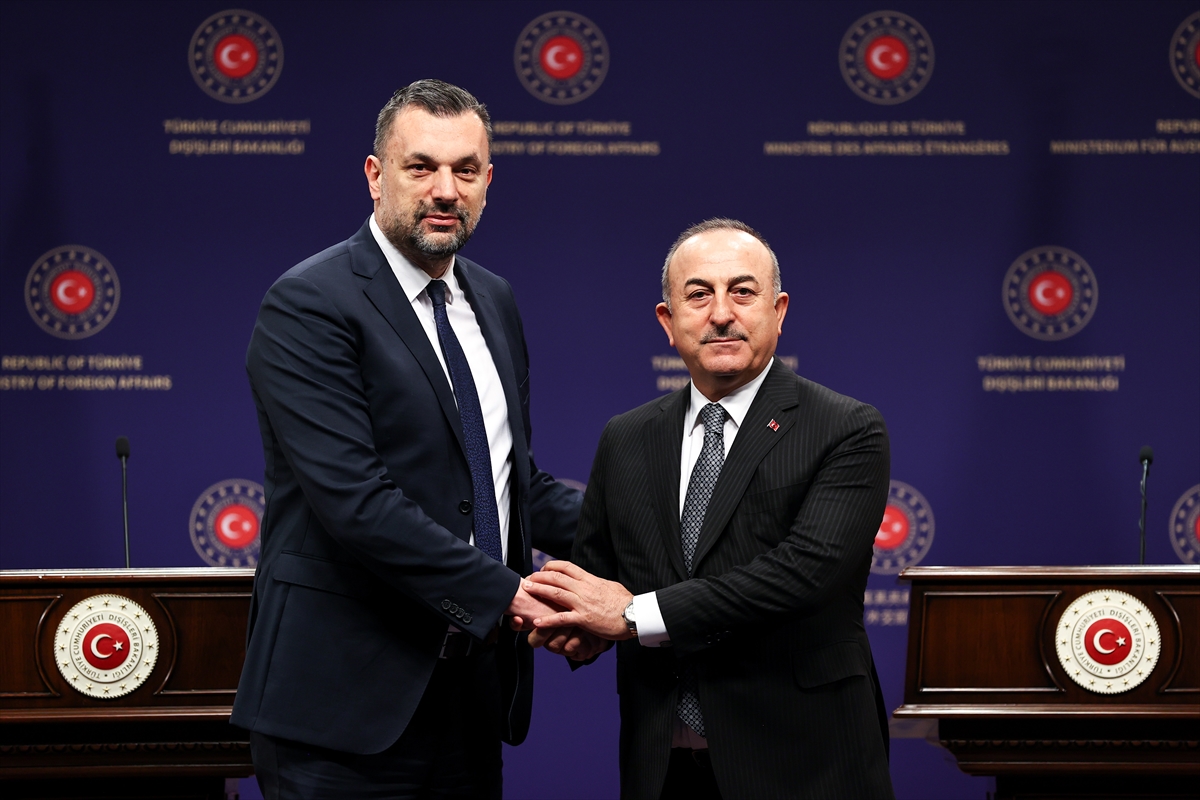 Konaković i Čavušolu: Čuvati i jačati odnose