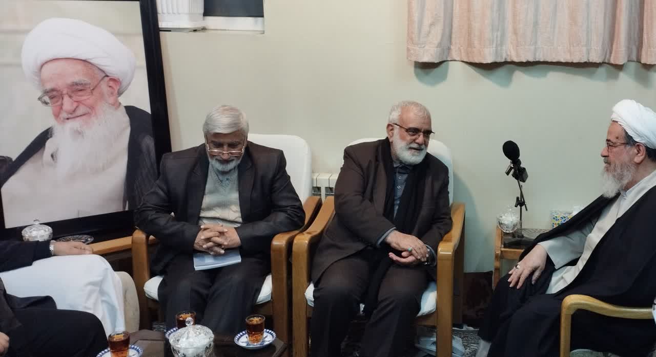 استاد حوزه علمیه قم: رفع فقر فرهنگی و فکری مقدم بر فقر مالی است/ بالاترین سرمایه کمیته امداد اعتماد مردم است