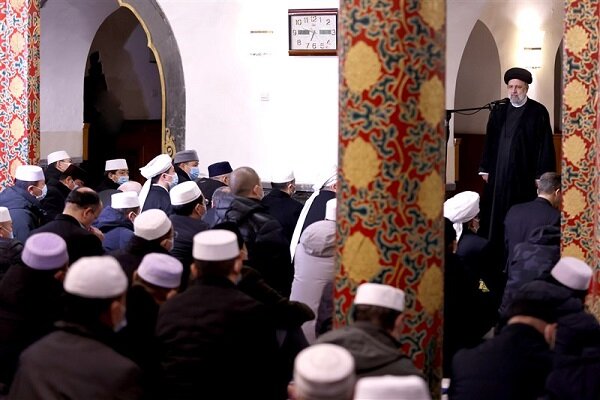 رئيسي: زيارتنا الى الصين مثمرة للغاية.. الغربيون يهينون مقدساتنا باسم الحرية