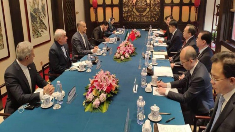 Cina akan Bantu Iran Lawan Sanksi Barat