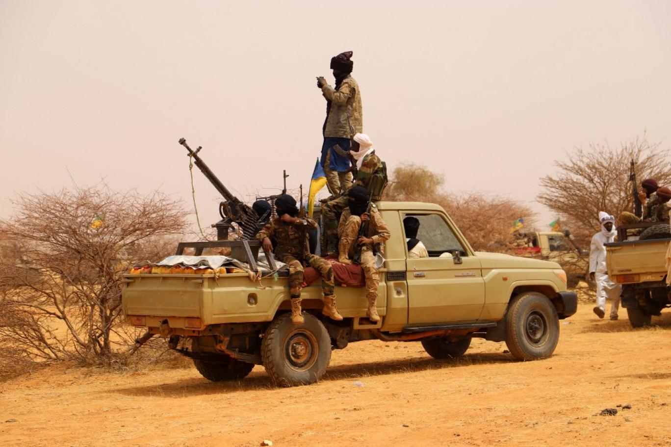 مسلحون مجهولون يقتحمون قرية في مالي ويقتلون 19 شخصا 