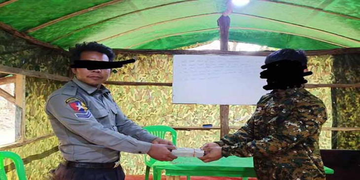 ဟားခါးမြို့နယ်က ရဲတပ်ကြပ်တဦး လက်နက်ခဲယမ်းအပြည့်စုံဖြင့် ပြည်သူ့ရင်ခွင်ခိုလှုံ
