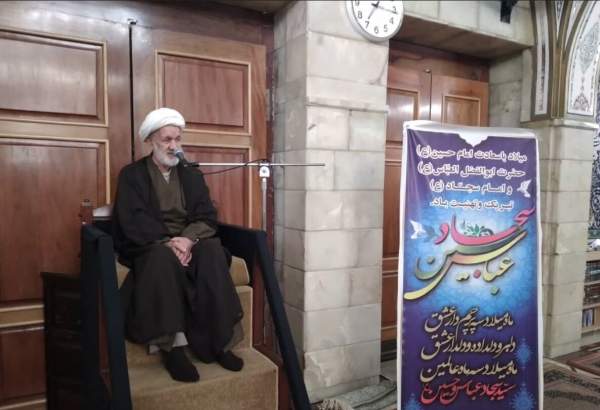 جشن شب میلاد امام سجاد (ع) در حرم حضرت رقیه (س) برگزار شد