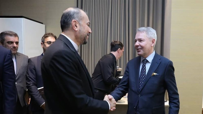 Menlu Iran: Kami Menentang Ekspansi NATO, dan Perang Ukraina