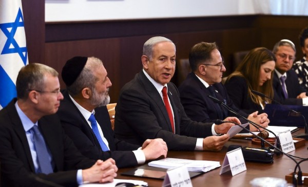 الكيان الصهيوني يرفض طلبات الجانب الفلسطيني ويفرض سياسته العدوانية في اجتماع العقبة
