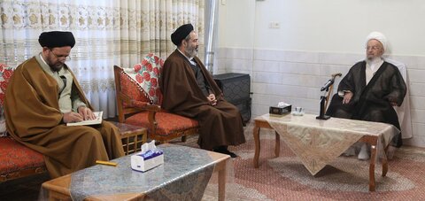 آیت الله مکارم: حج فرصتی طلایی است که تکرار آن بسیار دشوار است