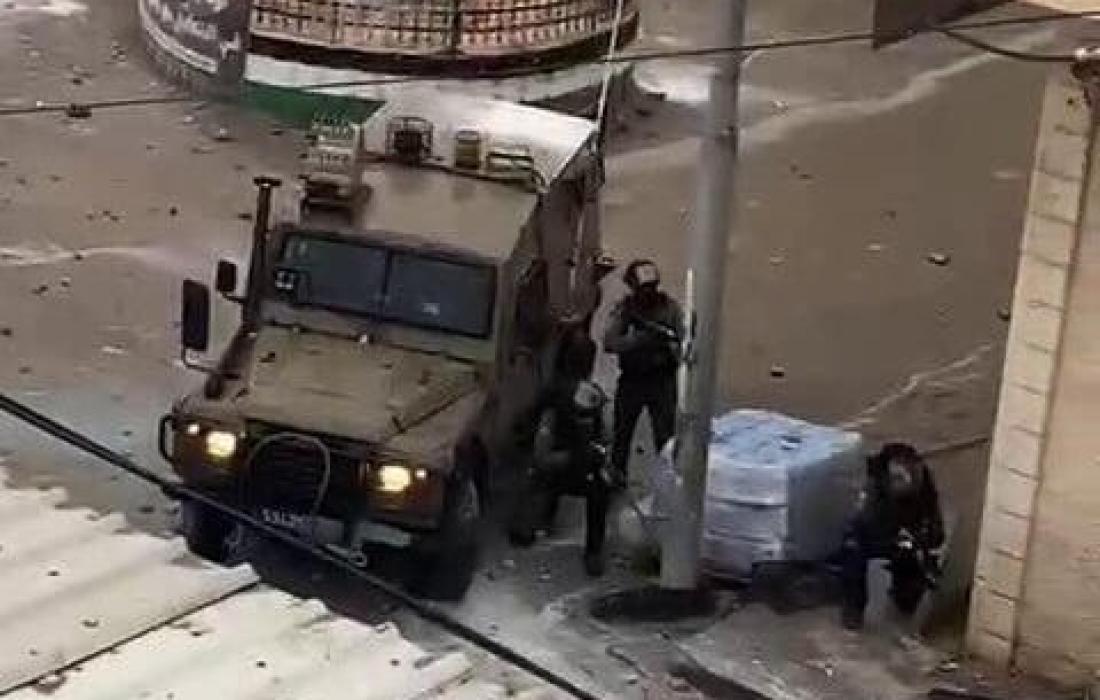 الاحــتلال الإسرائيلي ينسحب من عقبة جبر مخلفاً "13"إصابة بينها خطيرة واعتقالات ودمار كبير