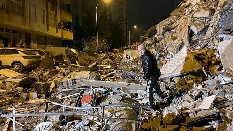 Starke Erdbeben erschüttern Türkei und Syrien