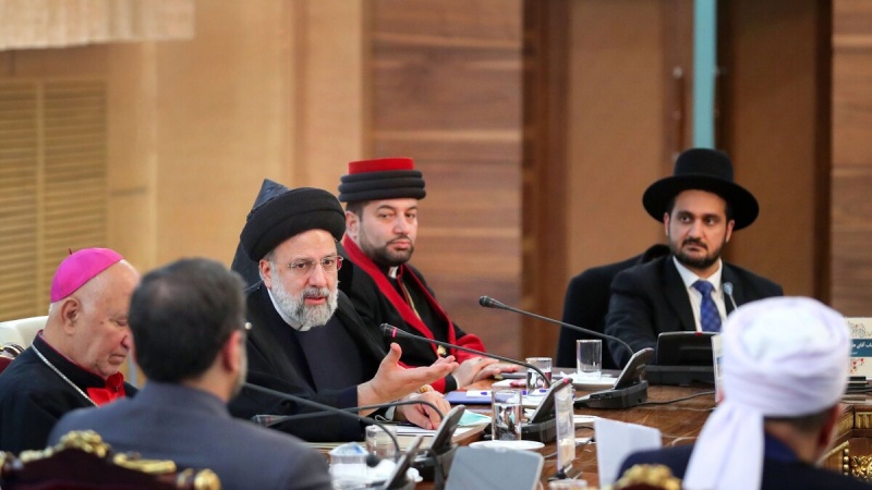 Raisi: Pencapaian Revolusi Islam Milik Seluruh Rakyat Iran