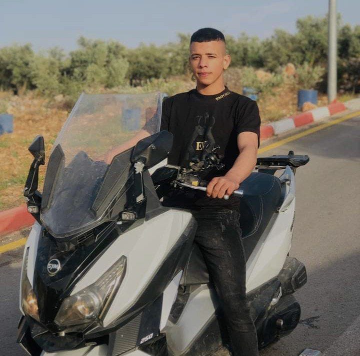 Palestinian teenager shot dead by Israeli occupation forces in Askar refugee camp