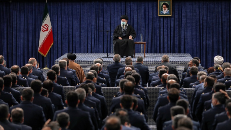 İnqilab Rəhbəri: 22 bəhmən bu il milli birliyin təzahürü olacaq İnqilab Rəhbəri: 22 bəhmən bu il milli birliyin təzahürü olacaq