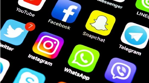 Түркијәдә сосиал шәбәкәләр бир-биринин ардынҹа бағланыр