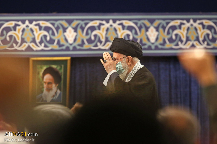 Фоторепортаж/Встреча жителей Кума с лидером Исламской революции по случаю годовщины восстания 9 января 1978 г.