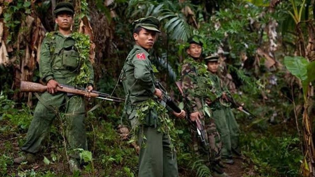 တိုင်းရင်းသားအဖွဲ့အစည်းများနှင့်ပတ်သက်သည့် ရပ်တည်ချက်ကို NUG နှင့် CRPH တို့ ပြန်လည်သုံးသပ်ရန် လိုအပ်နေပြီ