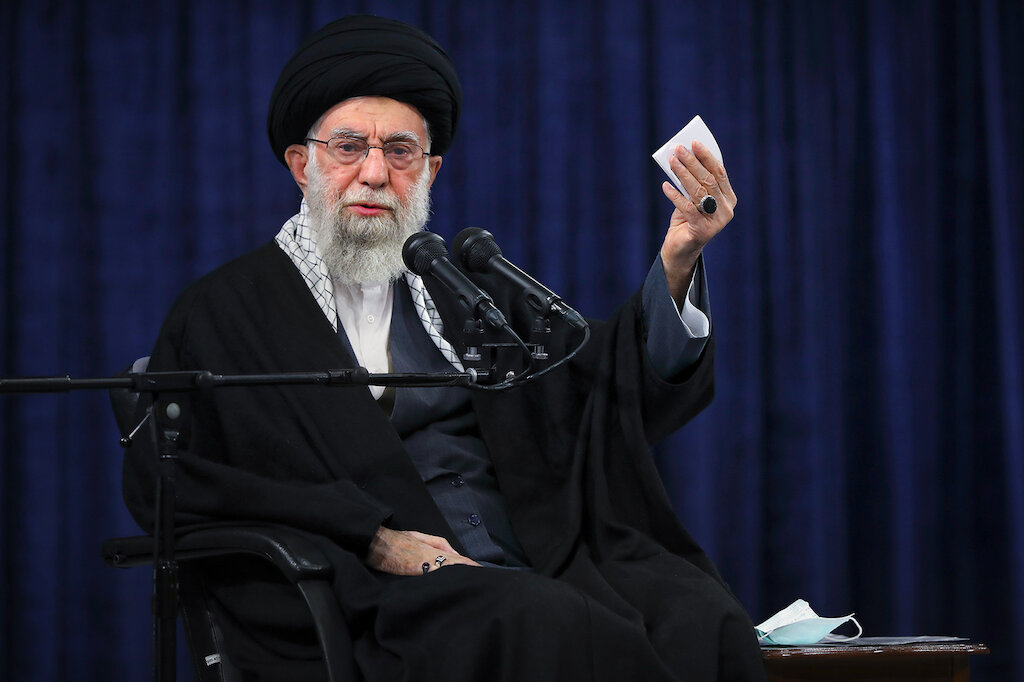 Imam Khamenei: Documents prove 'propaganda' always at core of US's schemes against Islamic Republic (Video)