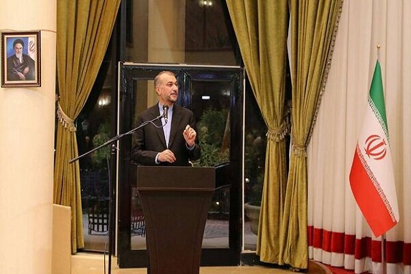 Iran to mightily continue its support for Lebanon: FM