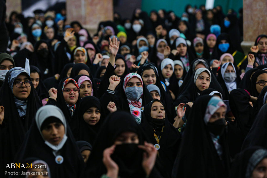 تقرير مصور / احتفال الأمهات والبنات الصغار بمناسبة ولادة السيدة الطاهرة "فاطمة الزهراء"(ع) في مسجد جمكران