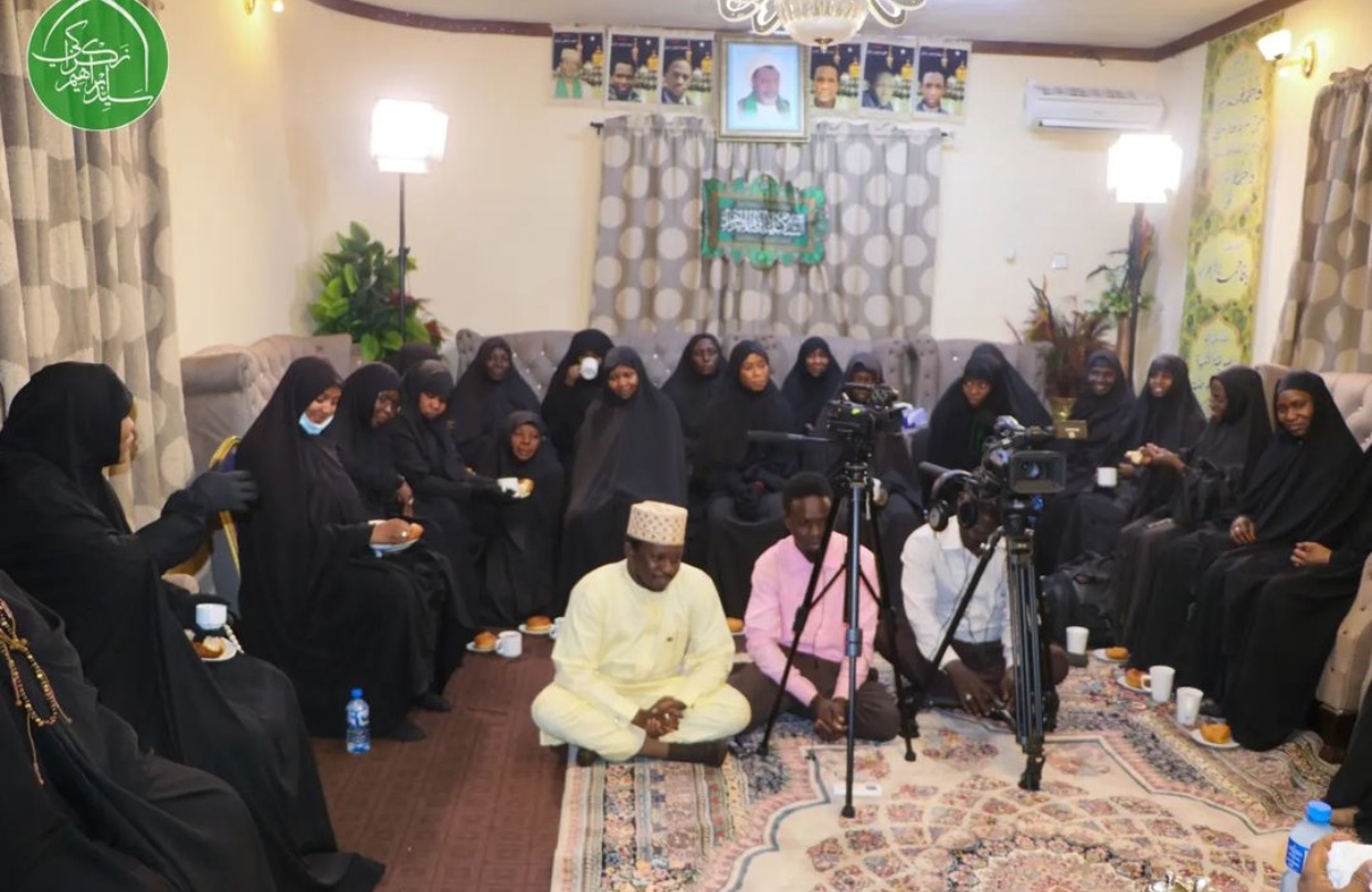 Фоторепортаж/ Встреча шейха Ибрагима аль-Закзаки с представителями «Ассамблеи сестер исламского движения» в Нигерии