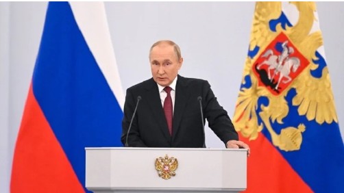 Путин: Игтисади вәзијјәт сабитдир, прогнозлардан гат-гат јахшыдыр
