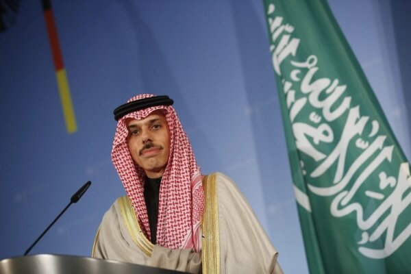 Saudi FM: Riyadh trying to find path to dialogue with Iran