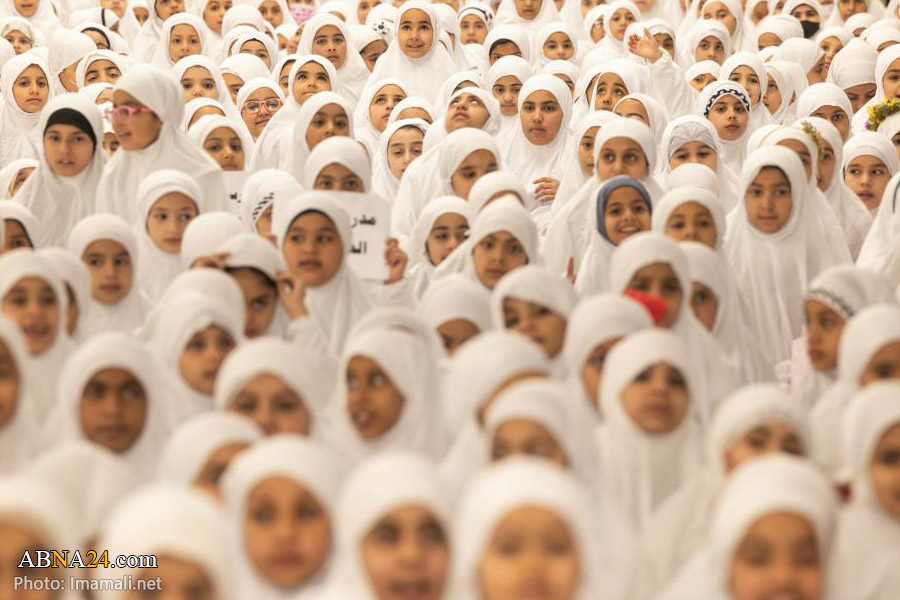 Фоторепортаж/ Церемония празднования наступления совершеннолетия(балига) у иракских девочек в храме Имама Али (мир ему)