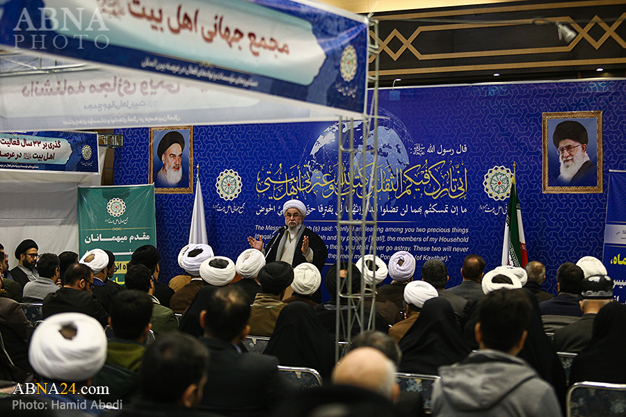 Opening ceremony “Lights of Guidance” Exhibition held in Qom