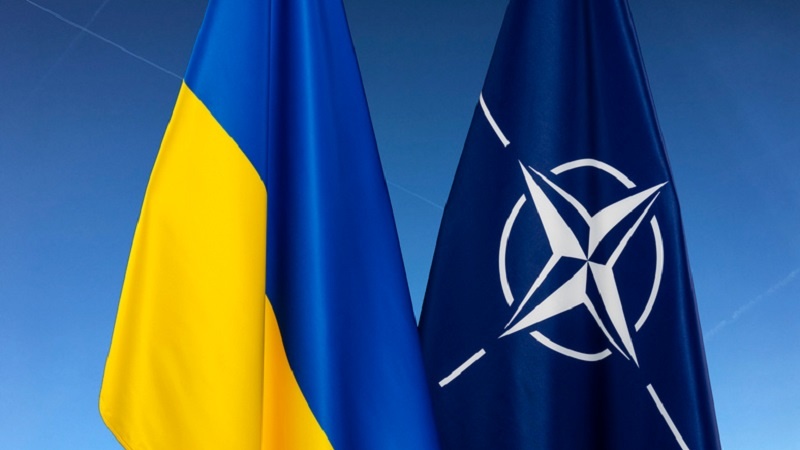 НАТО муддаӣ шуд: Эҳтимоли ҳамлаи низомии ҷадиди Русия ба Украина дар баҳор
