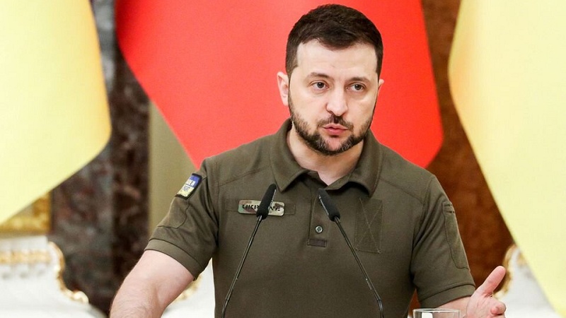 ABD'li senatörler Kiev'de