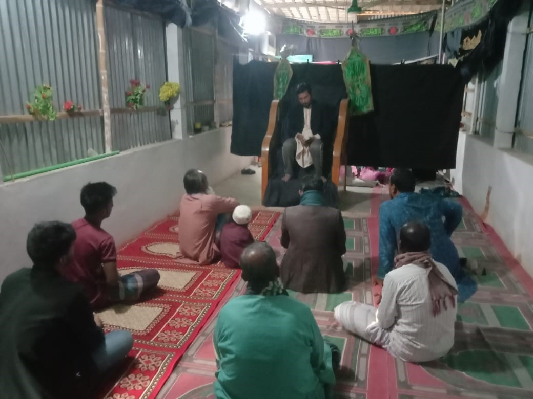 تقرير مصور / المجمع العالمي لأهل البيت (ع) يقيم احتفالات بمناسبة ولادة السيدة "فاطمة زهراء" (ع) والامام الخميني (ره) في بنغلاديش