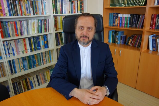 مدیر بنیاد مطالعات اسلامی روسیه: دولت روسیه ارتباط خوبی با مسلمانان دارد