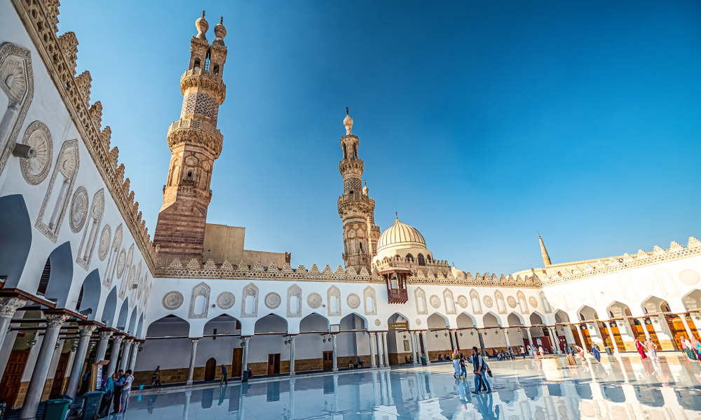 الأزهر طالب المؤسسات الدولية وحكماء العالم بالوقوف في وجه محاولات العبث بالمقدسات الدينية