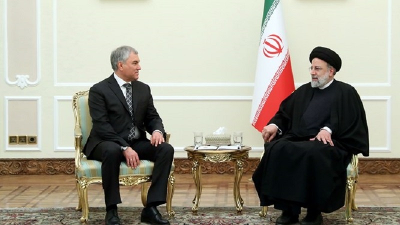Raisi: Si rafforzano i rapporti economici tra Teheran e Mosca