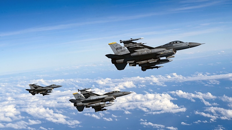 米戦闘機F15およびF13の秘密が発覚