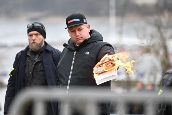 Profanação do Alcorão, um ato satânico: os muçulmanos da Rússia