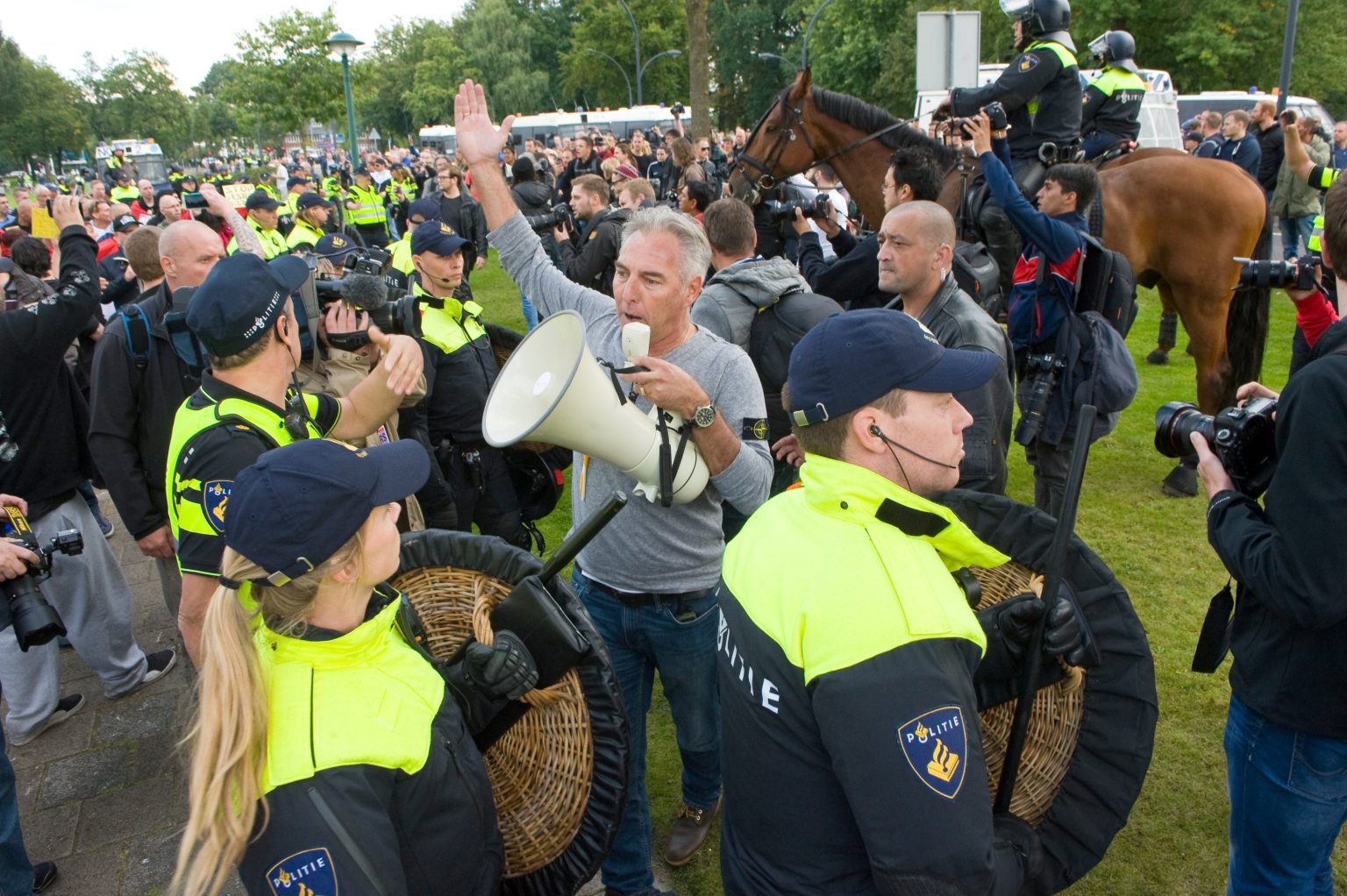 پشت پرده توهین به قرآن و مقدسات اسلامی در اروپا