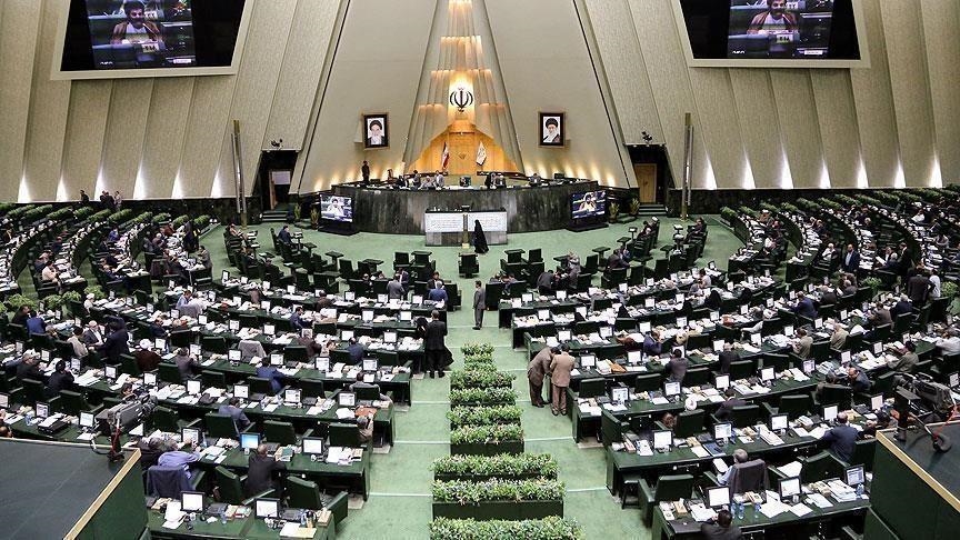 البرلمان الايراني يدعو منظمة المؤتمر الاسلامي للتدخل في الاساءة للقرآن الكريم 