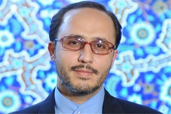 سخرية رئيس مجلس إعلام الحكومة الايرانية لرئيس وزراء كندا...بعد اكتشاف مقبرة جماعية أخرى للأطفال
