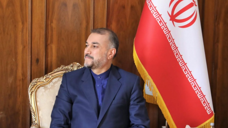 イラン外相、「革命防衛隊に手を出せば厳しい報復にあう」