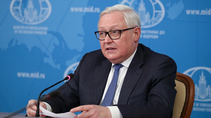 Дипламати аршади Русия: Маскав бо Киев ё муттаҳидони ғарбияш музокира намекунад