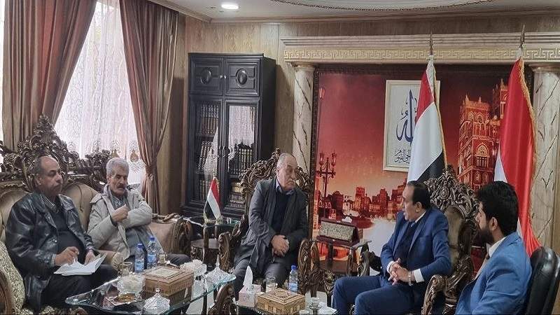 السفير اليمني بسوريا يلتقي وفد الجبهة الشعبية لتحرير فلسطين ويبارك عملية القدس 