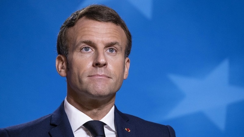 Ucraina:Macron sente Zelensky e annuncia invio di nuove armi
