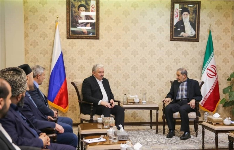 ولایتی: جمهوری اسلامی ایران هیچ گونه تغییری را در مرزهای کنونی نمی‌پذیرد