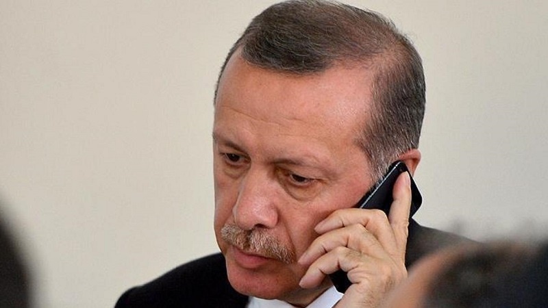 Ucraina, Erdogan a Zelensky: 'Pronto a mediare per pace duratura'