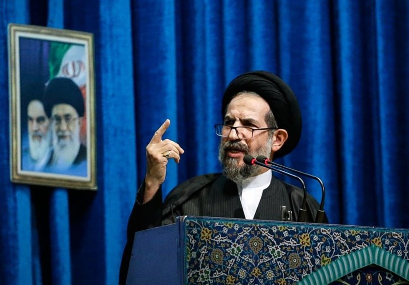 Tehran Friday Prayers urges officials to use Soleimani as role model