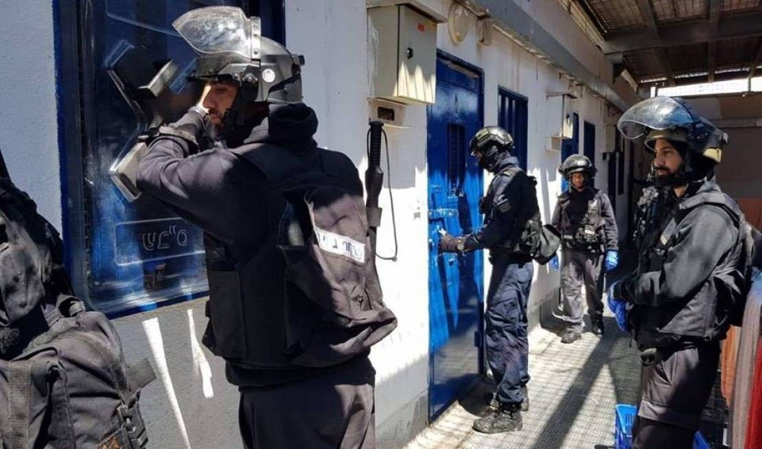 يـــــد "بن غفير" الدموية صوب الأسرى بدأت بالعبث والسجون تستنفر