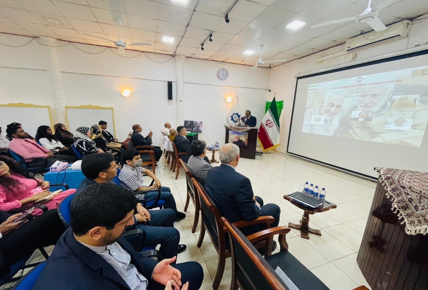 سفیر کشورمان در سریلانکا: سردار سلیمانی امنیت را به منطقه و جهان بازگرداند