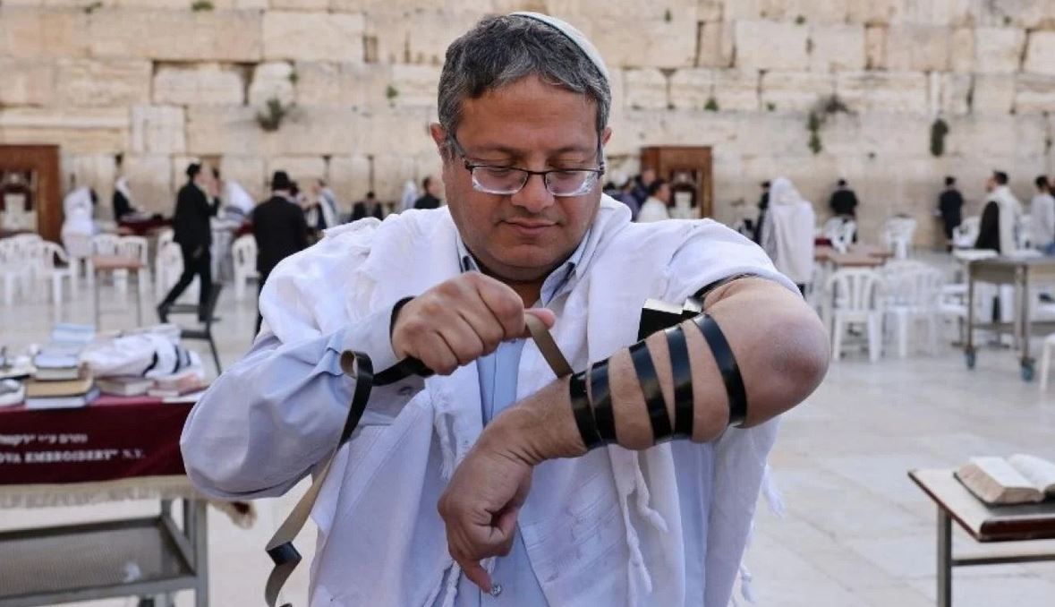 Racist Israeli minister scraps rule allowing lawmakers to visit Palestinian prisoners