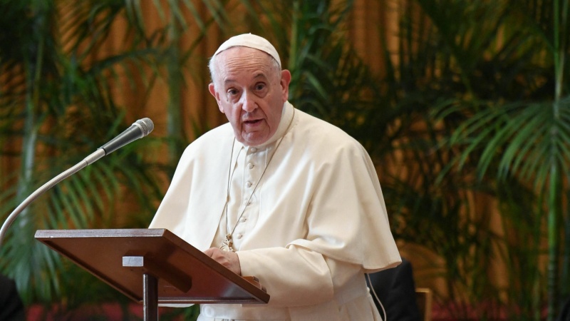 ローマ法王が、制裁解除交渉の再開を要請